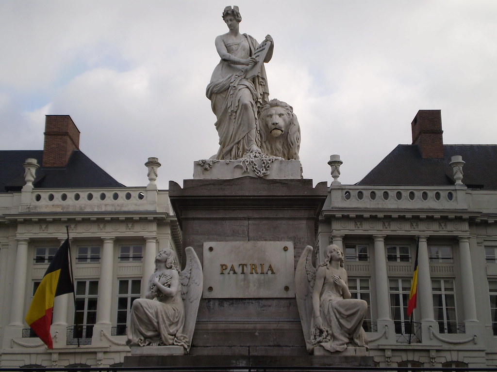 Hrad nad krajinou